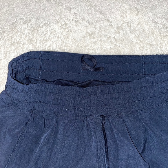 Lululemon Running Short 2" Navy Size 2 - Picture 4 of 8